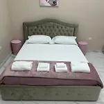 Valentino Caracciolo 105 Apartment