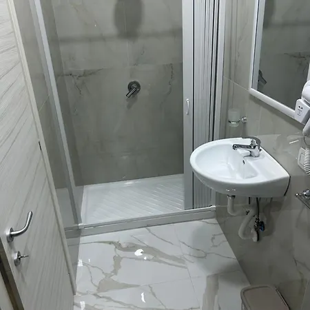 Valentino Caracciolo 105 Νάπολη