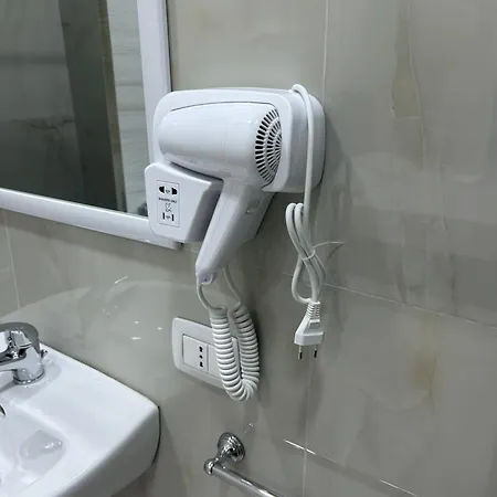 Valentino Caracciolo 105 Διαμέρισμα *