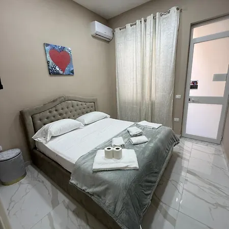 Valentino Caracciolo 105 *