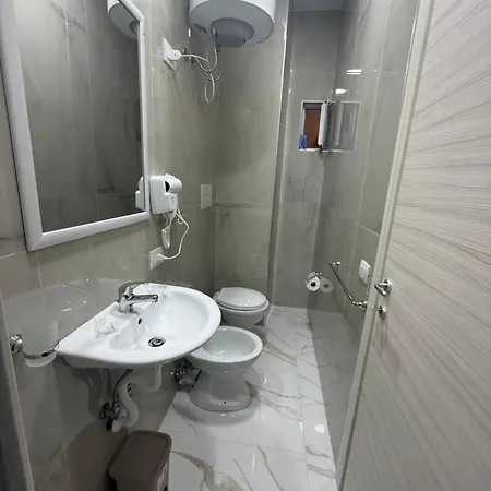 Valentino Caracciolo 105 * Neapel