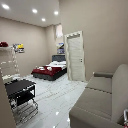 Apartamento Valentino Caracciolo 105